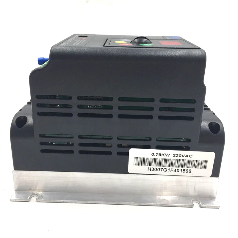 High Performance VFD 0.75KW 1HP Output 3Ph 380V 2.5A Lathe Variable Frequency Drive Inverter for 3 Phase Asynchronous Motor |