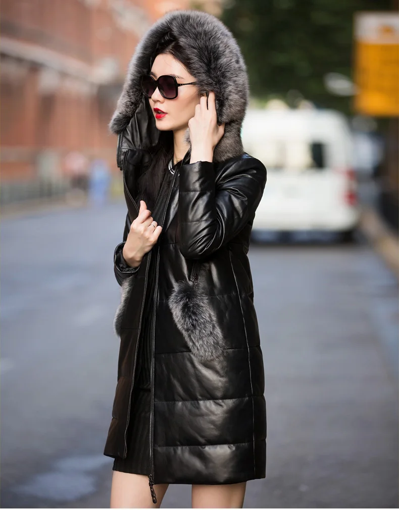 Женское пальто из натуральной овечьей кожи на утином пуху с большим воротником