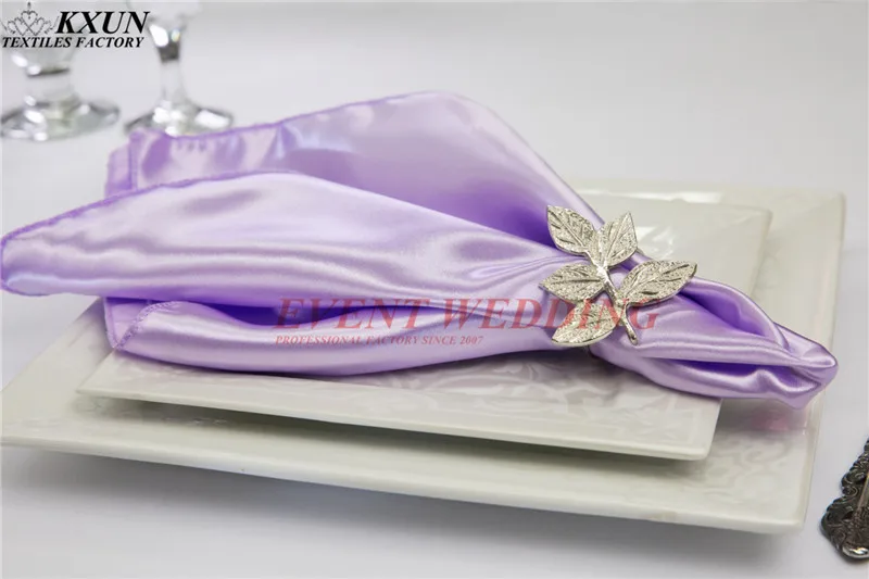 48x48cm lilac Атласные салфетки для свадебного стола из шелка и хлопка, салфетки для свадебного банкета, вечерние, для украшения стола - Цвет: 48x48cm lilac