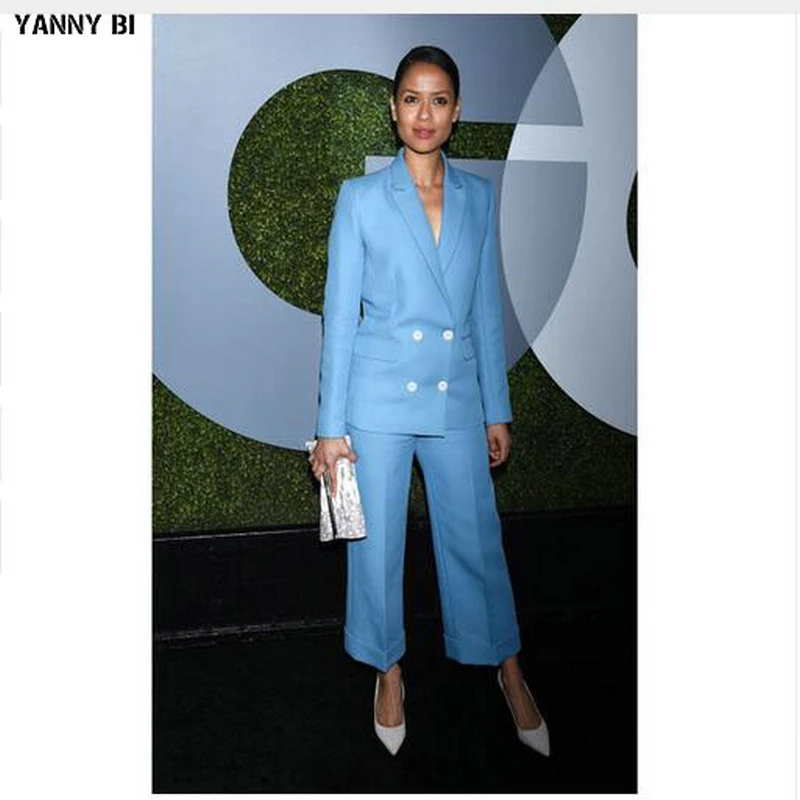 Женские деловые костюмы светло-голубые двубортные элегантные Брючные