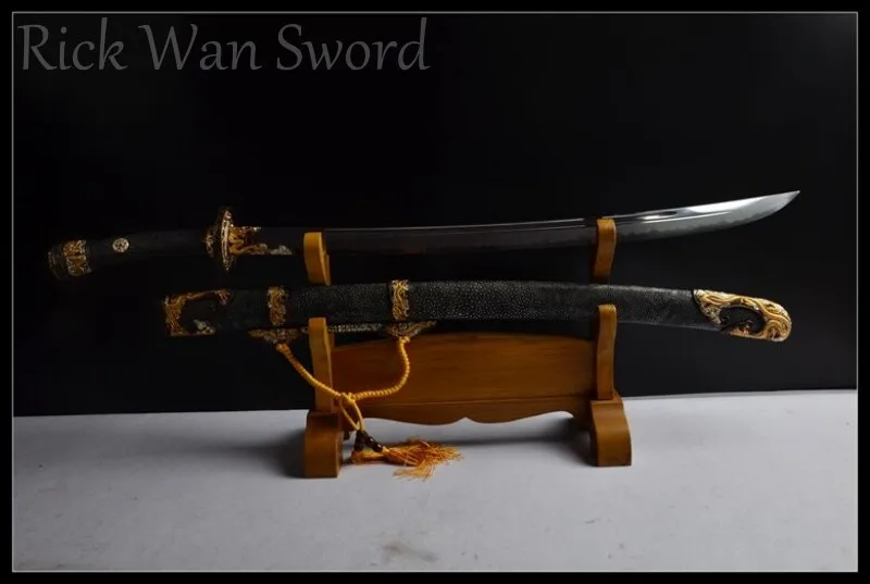 

Traditional Handmade Qing Dao Chinese Sword Folded Damascus Steel Clay Tempered HAZUYA Polished Blade Kung Fu China Real Sharp