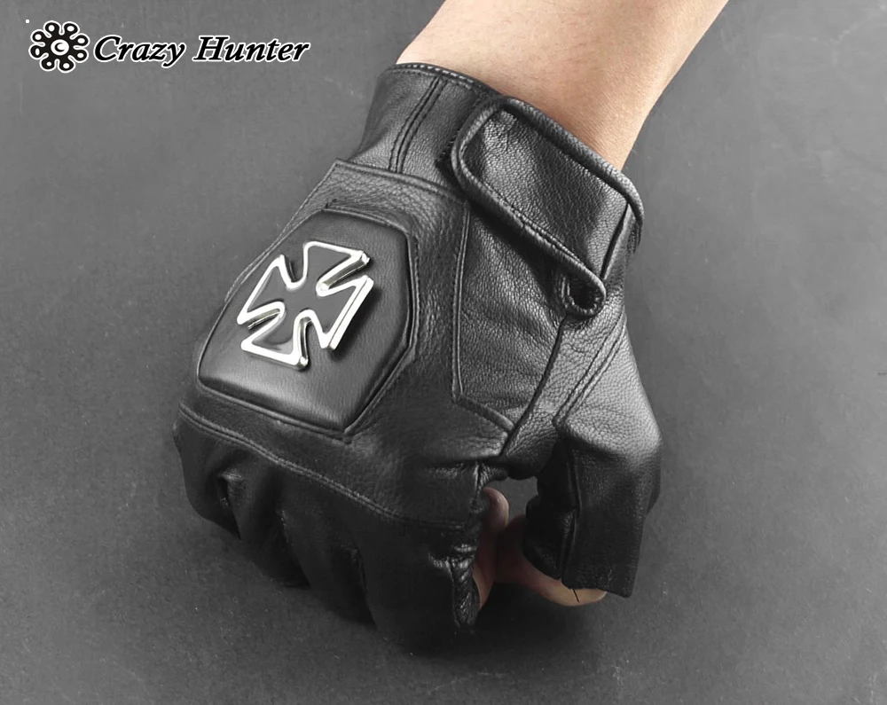 Черные кожаные перчатки с железными перекрещивающимися пальцами BIKER XTN3 |