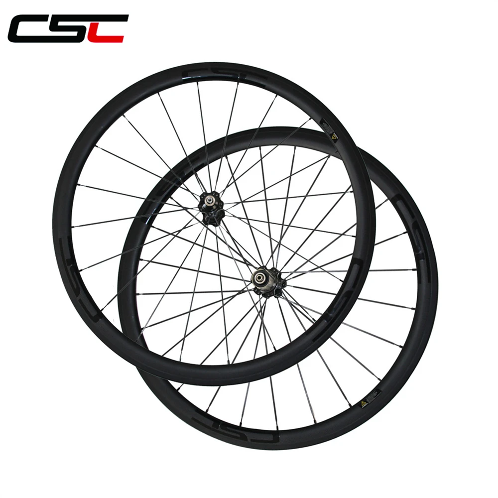 Комплект бескамерных колес для шоссейного велосипеда C U образными отверстиями 25