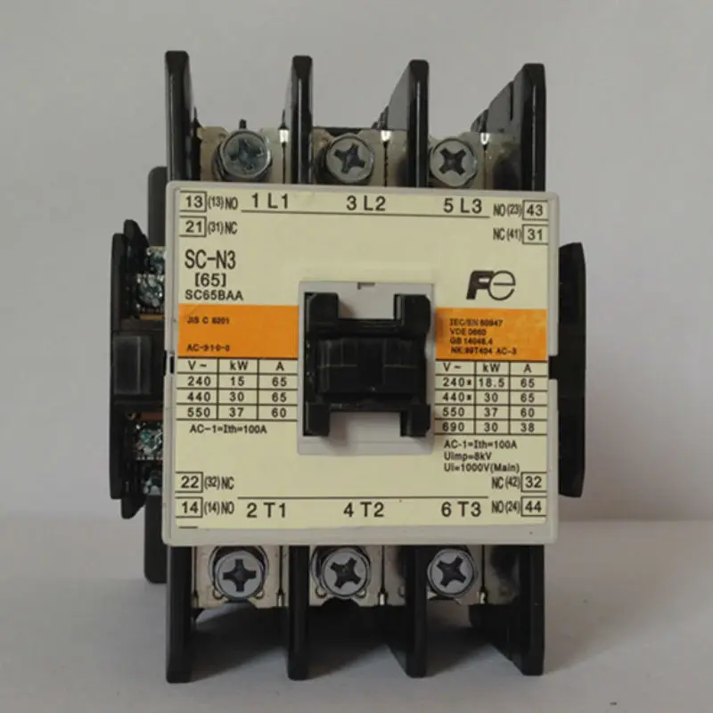 

Японский контактор переменного тока SC-N3 (SC65BAA) AC110V AC220V