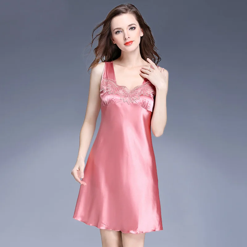 Vest Coral red Женская шелковая ночная рубашка, летняя атласная шелковая ночная рубашка, женская сексуальная ночная рубашка с v-образным вырезом, удобная домашняя одежда с коротким рукавом - Цвет: Vest Coral red