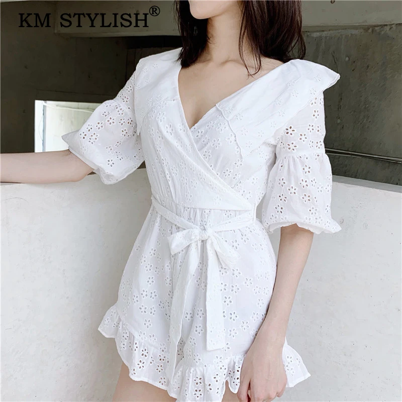 

2019 Alice Summer Fashion Women V-neck Sexy Lace Embroidery Cutout Sashes Puff Sleeve High Waist Casual Jumpsuit