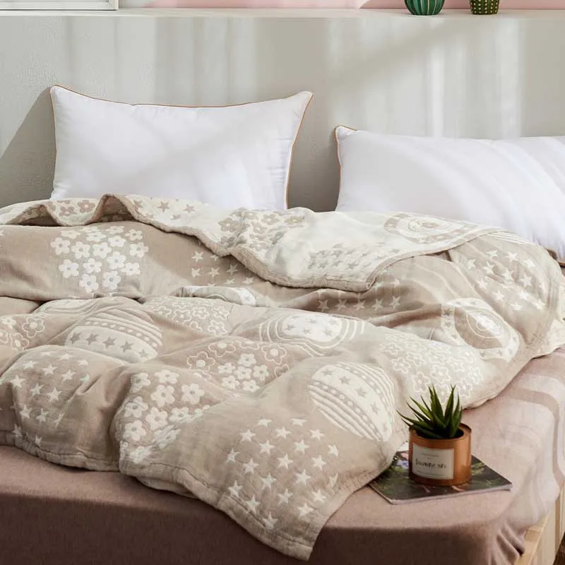 Хлопковое трехслойное уютное легкое муслиновое одеяло для дивана летнее