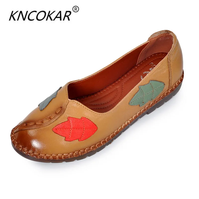 Женская обувь из кожи в этническом стиле с принтом виде листиков ручной работы