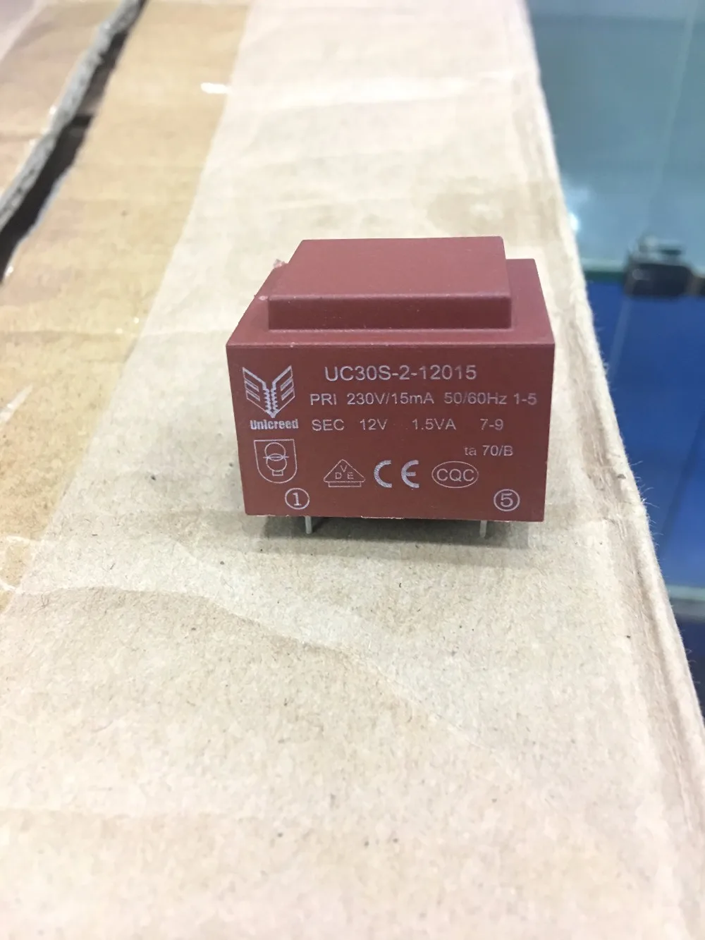 5 шт. новые и оригинальные канистры UC30S 2 12015 герметичный трансформатор 230 В до 12 в