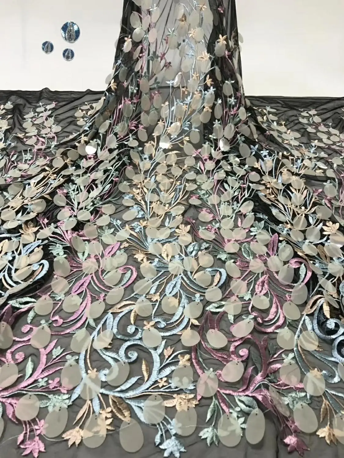 

Fashion Sequins African Lace Fabric 2019 High Quality Flannel Sequin French Lace Fabric With Sequins For Nigerian Wedding XB51