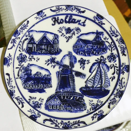 Decorative Dishes Ceramic Decor for Background Wall hand-painted Tourist Souvenir European style tourist souvenir ornament - Цвет: 10cm