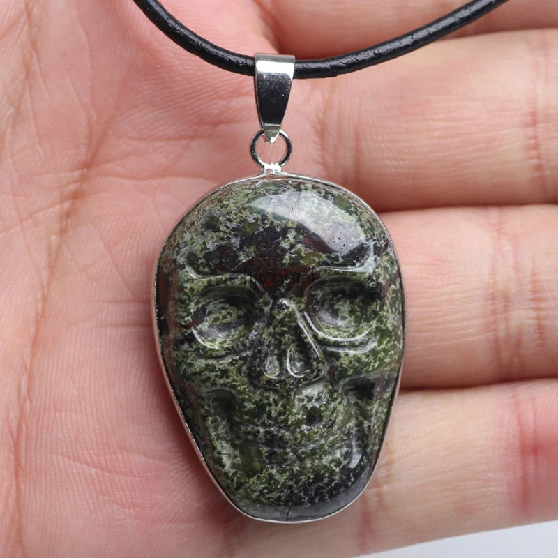 4cm Charms jewelry Natural Quartz Crystal Healing Gemstone Skull Pendant Christmas Gift Home Decoration Hotsale | Дом и сад