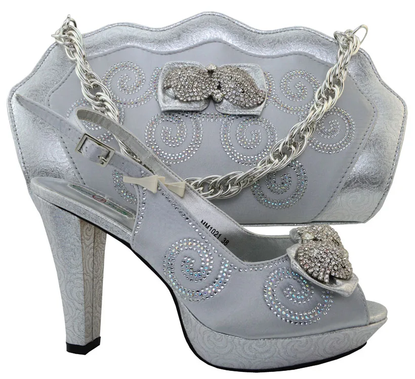 Модный комплект из туфель и сумочки Королевского синего цвета вечерний в