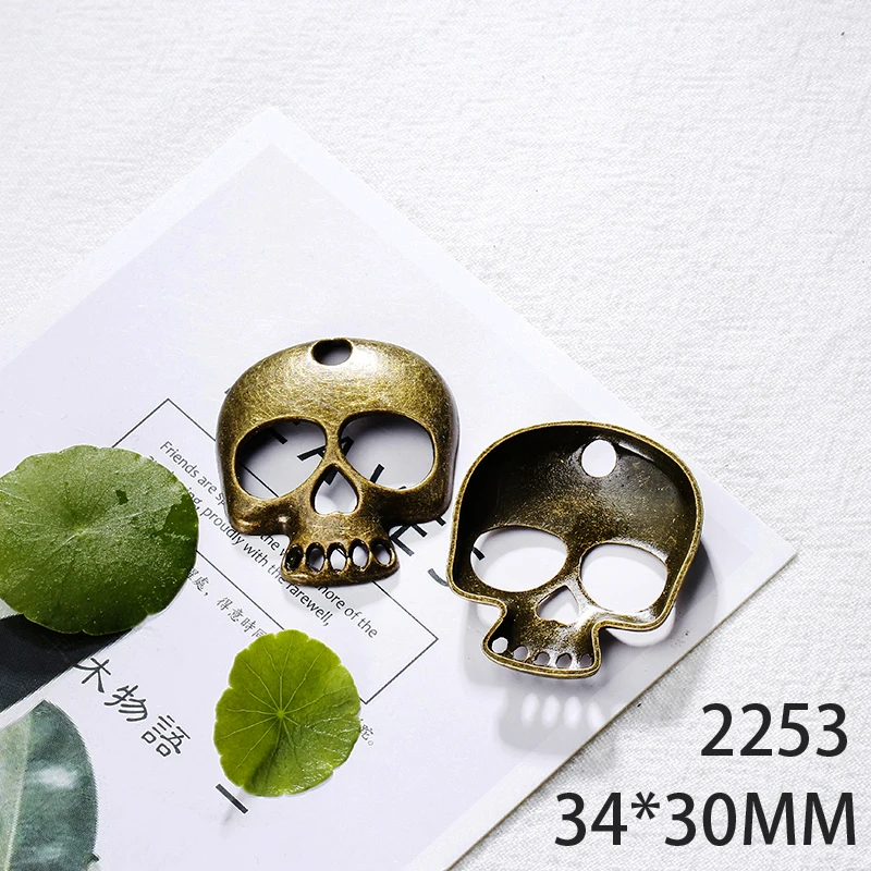 

34*30mm 4pcs Skeleton Alloy Pendant For Diy Jewelry Making 2 Colors Antique Silver Antique Bronze No.2253