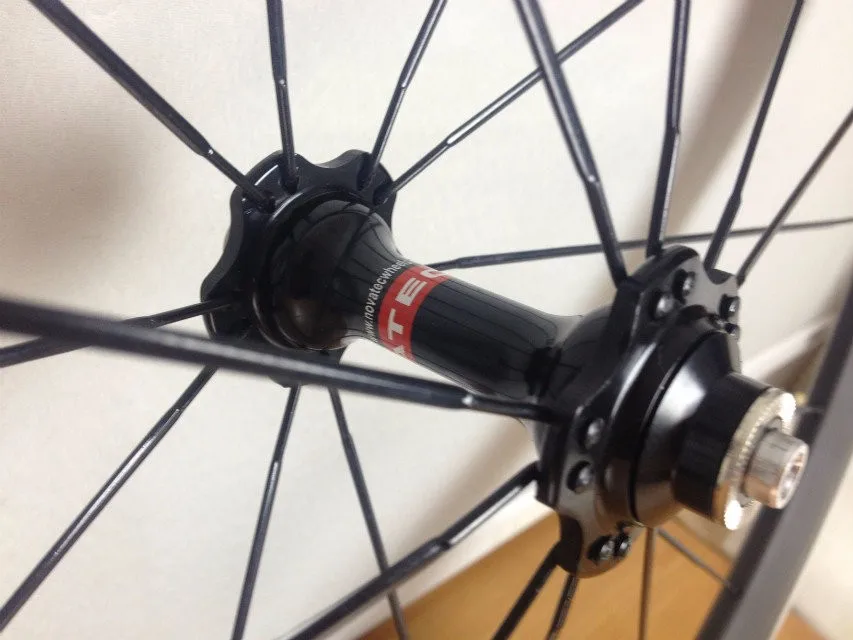 Колеса из сплава 60 мм клинчерная/трубчатая колесная пара углеродного T800