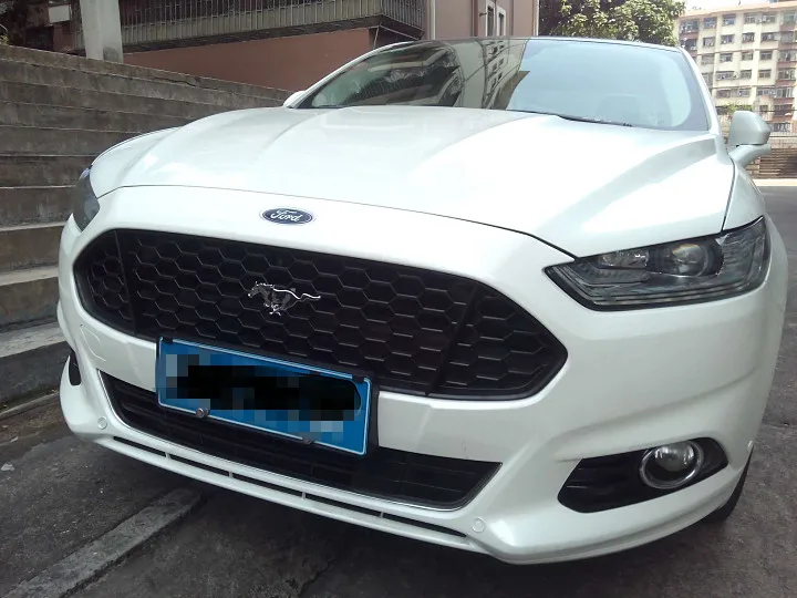 Автомобиль Стайлинг ABS Материал решетка Mustang решетки блестящий черный лак испечь