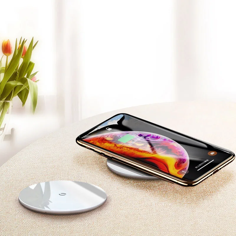 WHITE Baseus 10 Вт Qi Беспроводное зарядное устройство для iPhone XR X XS Max 8 Plus Видимый элемент беспроводной зарядной площадки для samsung S10 Xiaomi Mi 9 - Тип штекера: WHITE