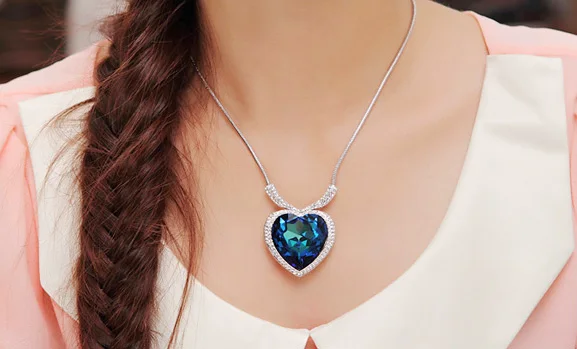 

Classic Love Heart Necklaces & Pendants Big Crystal From Swarovski Silver Color Chain Charmes Ladies Necklaces Statement Jewelry