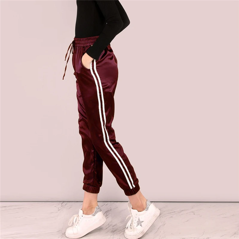 SHEIN Стильные Спортивные Брюки С Отделкой, Модные Спортивные Брюки С Полоской Сбоку