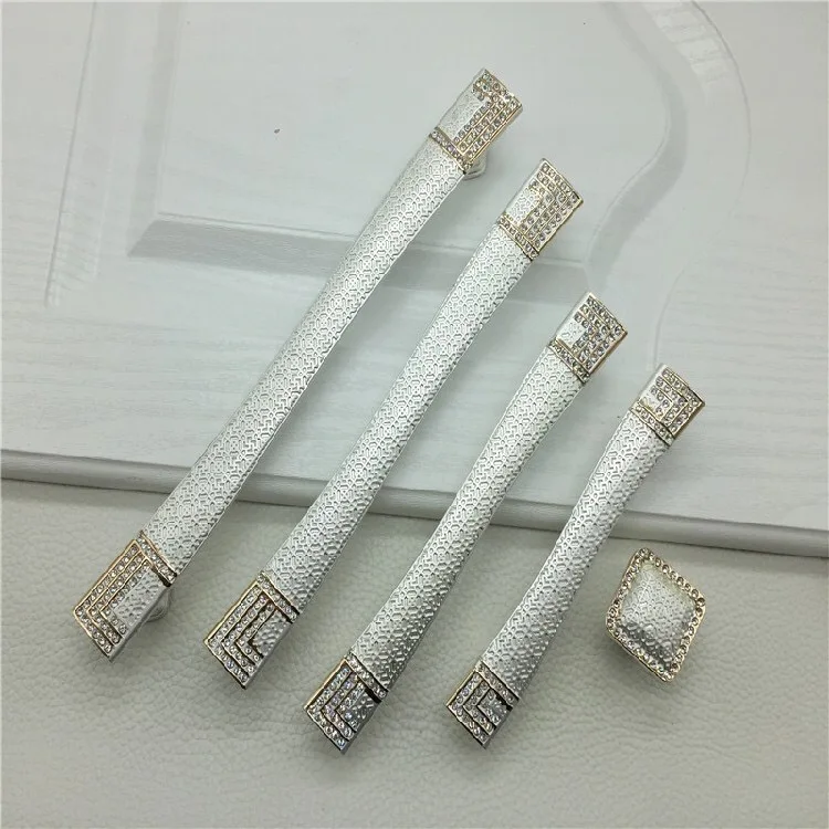 Серебристый комод, тянет черный ящик, ручки для шкафа, модная Роскошная современная стеклянная Алмазная мебельная фурнитура, ручка 96 мм