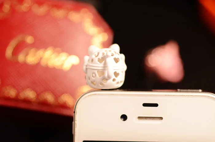 

Lucky Cat Design Cute Cartoon Style Dust Plug Cell Phone Accessories For Iphone And All Normal 3.5mm Earphone Jack Plug
