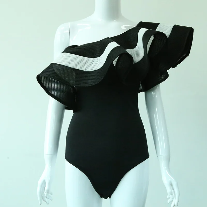 Оборками боди 2017 женская обувь пикантные летние на одно плечо Playsuit бинты Bodycon