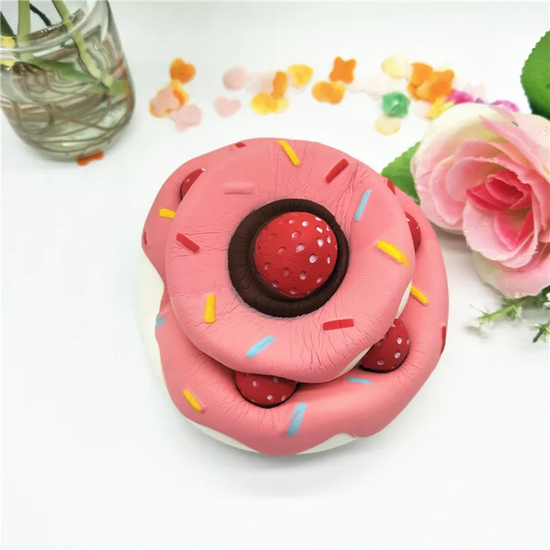 Сладкая игрушка Mochi Squishy Jumbo клубничный торт Ароматизированная очень медленно