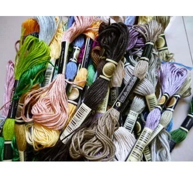 Вы можете выбрать в любом цвете и количестве нити для вышивки крестиком длиной 8