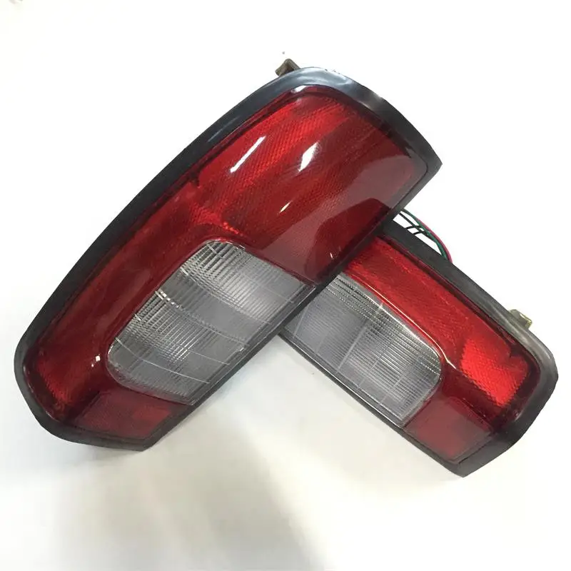 CITYCARAUTO 2 шт./компл. хвост светильник подходит для Navara D22 P27 31 пикап 1998 1999 2000 2001-04 задний фонарь стоп-сигнал светильник автомобильные аксессуары