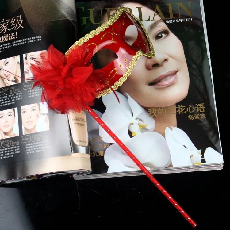 50 шт. Маскарадная маска с перьями и цветами на палочке костюм Марди Грас печать