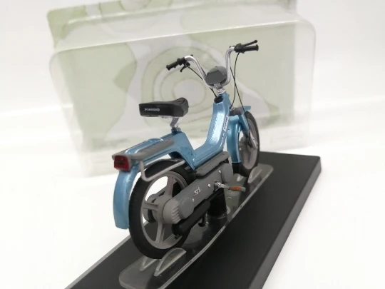 1:18 PIAGGIO SI мотоцикл сплава Модель автомобиля литья под давлением металла игрушечные лошадки подарок на день рождения для детей мальчик