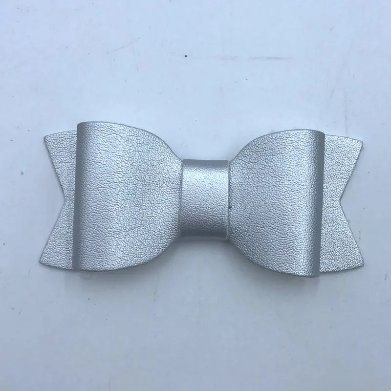 silver 2 шт., розничная, модный бант из искусственной кожи 3 дюйма с зажимами, европейские аксессуары для волос, повязка на голову, бандо, лента для волос, однотонный кожаный бант - Цвет: silver