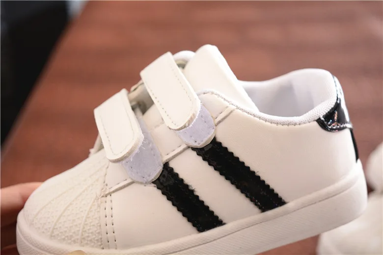 1 To 5 Years Old Baby Boys And Girls Sports Shoes Soft Bottom Casual Shoes Top Quality Cute Children Kids Sneakers Non-Slip