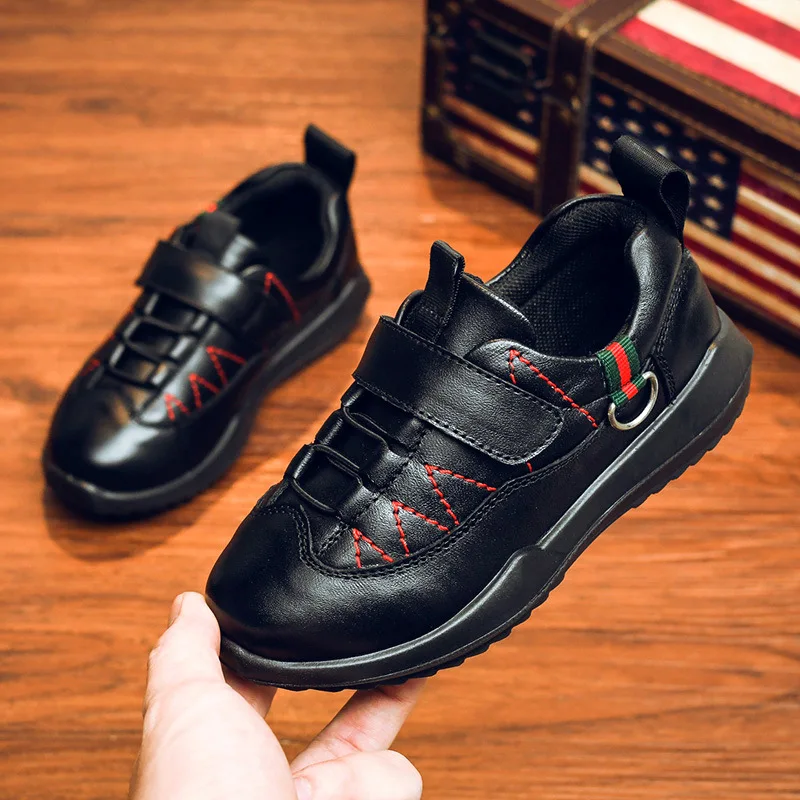 Модная однотонная детская обувь для мальчиков Новинка 2019 года Осенняя кожаная