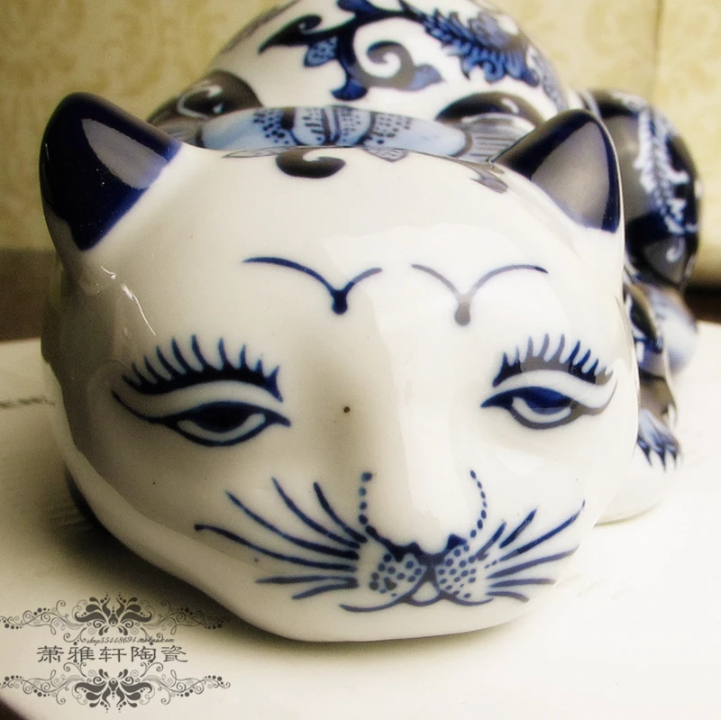 Скандинавские ретро новые китайские голубые и белые фарфоровые ленивые кошки