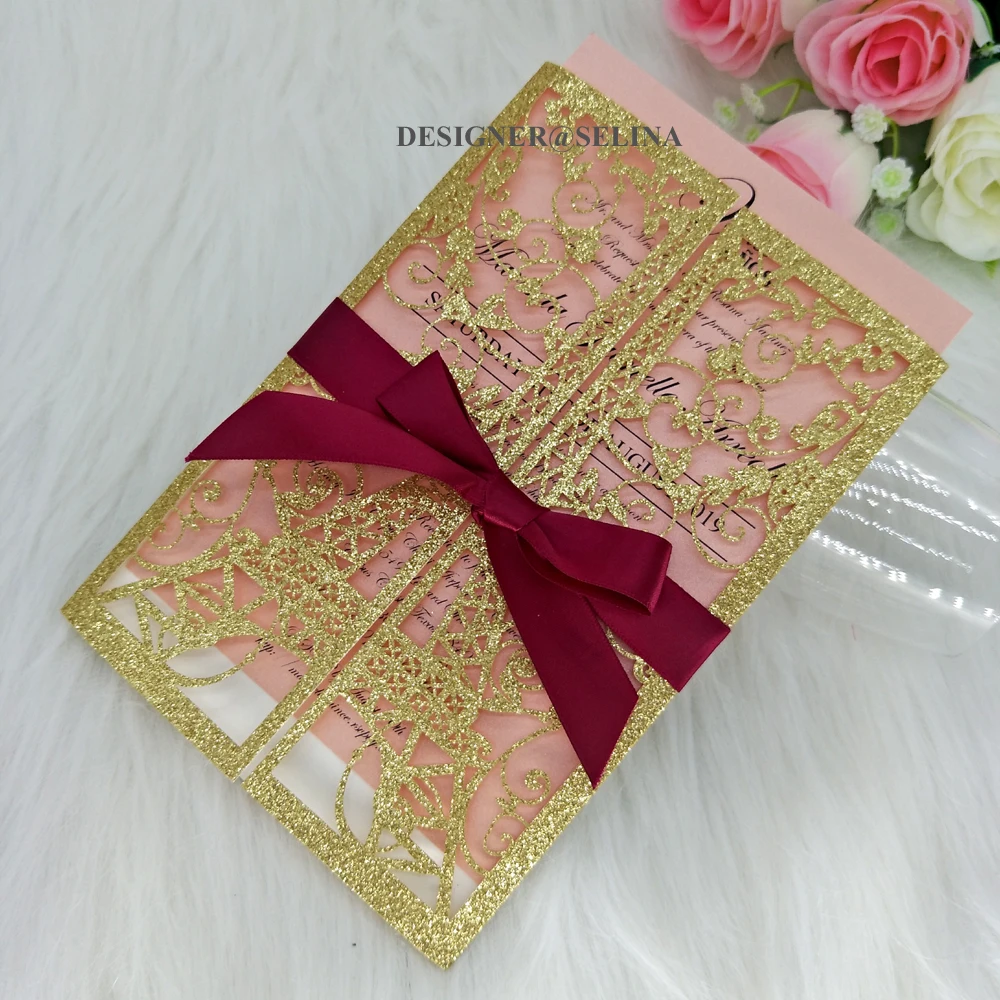 Блестящие свадебные приглашения в виде башни с лентой и конвертом женское