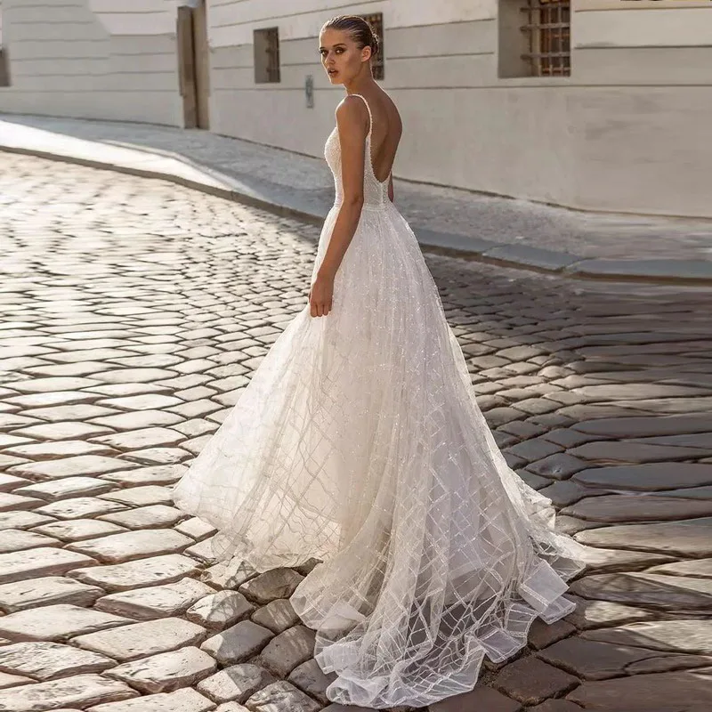 Eightree 2019 Sexy Summer Beach Bridal Gown Lace Scoop Neck Bohemian Wedding Dress Spaghetti Straps A Line Backless | Свадьбы и