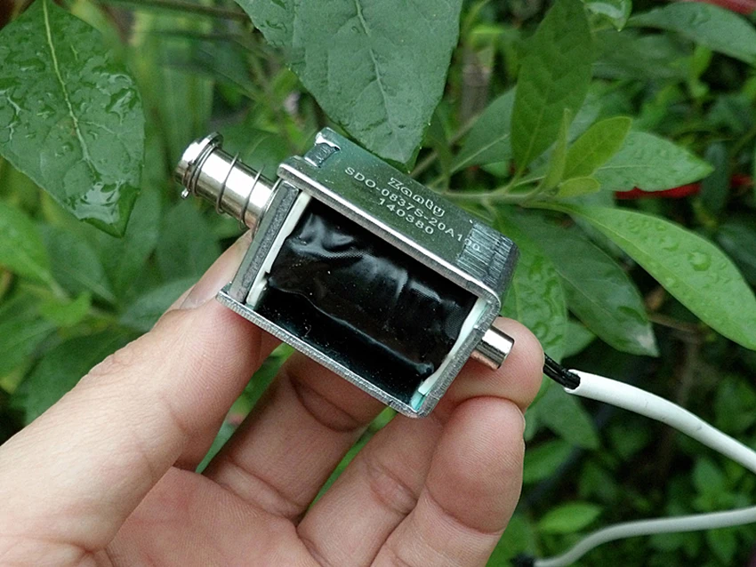 1 шт. сквозного типа ударного типа push-pull DC24V 0.25A постоянный Электромагнит 0837S Электромагнит магнитные материалы без винтового отверстия