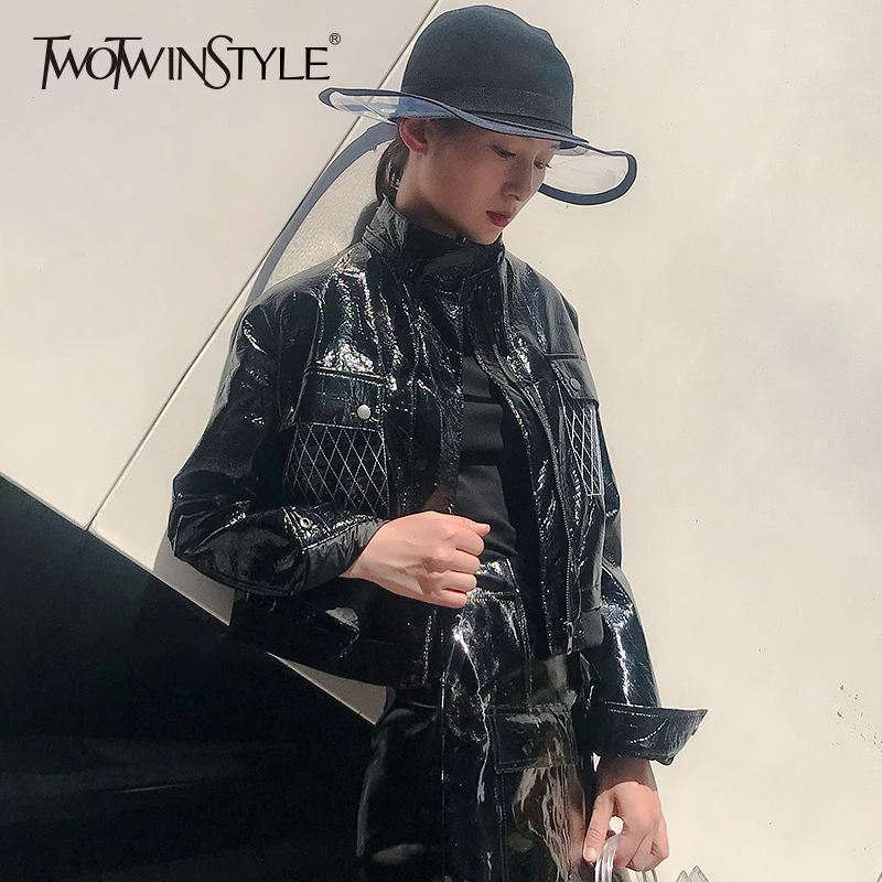 TWOTWIN стильная женская куртка на молнии с карманами и стоячим воротником, короткий жакет из искусственной кожи с длинным рукавом для женщин Осенняя мода в стиле панк
