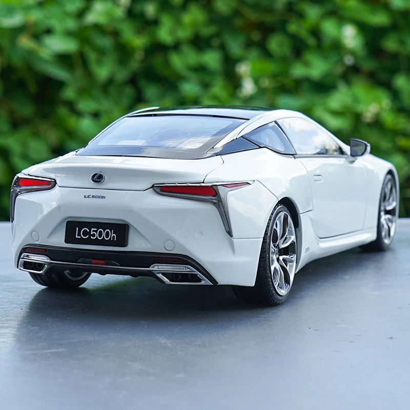 Изысканный подарок 1:18 LS500h сплав модель автомобиля высокая имитация металла
