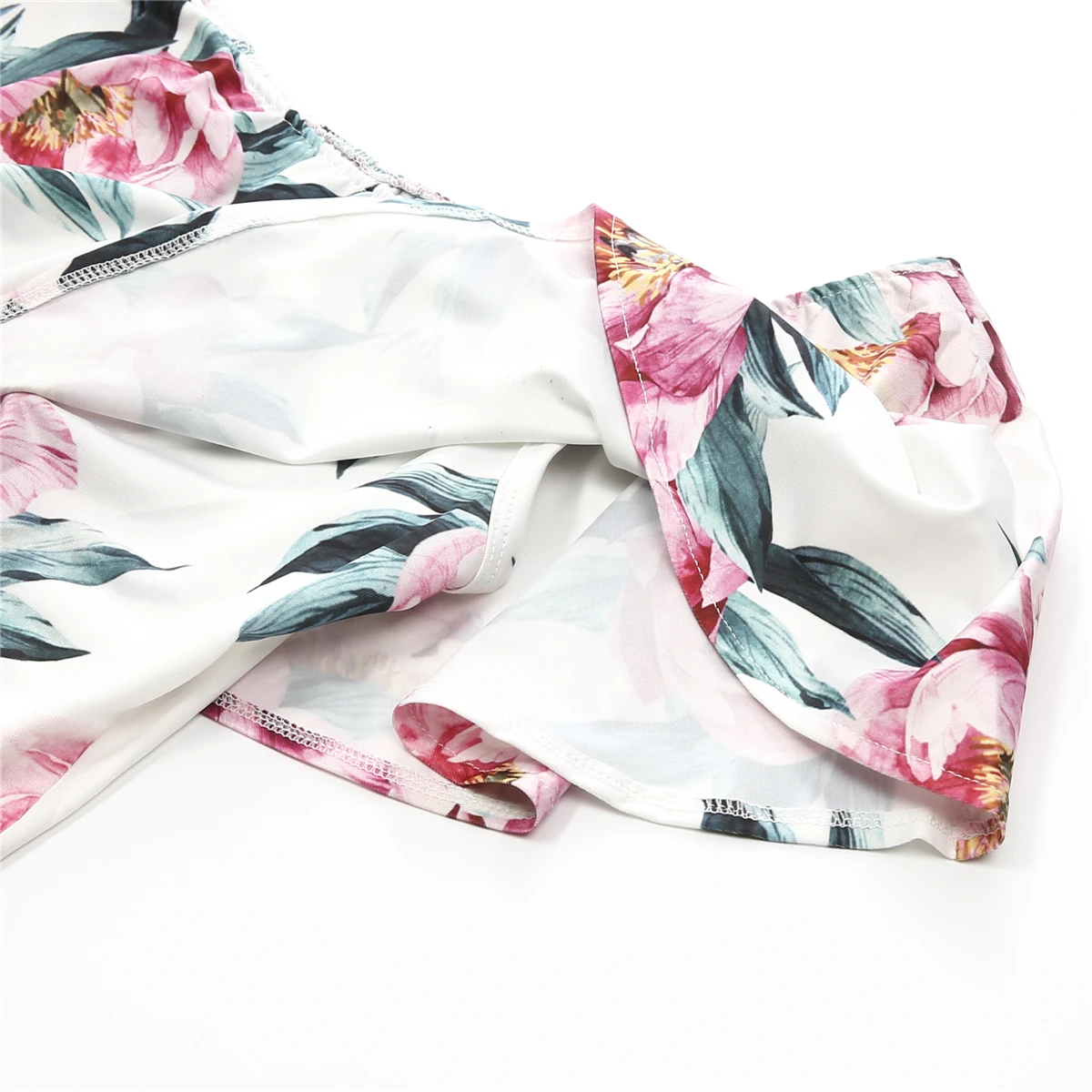 Летнее платье с цветочным рисунком для мамы и дочки семейное