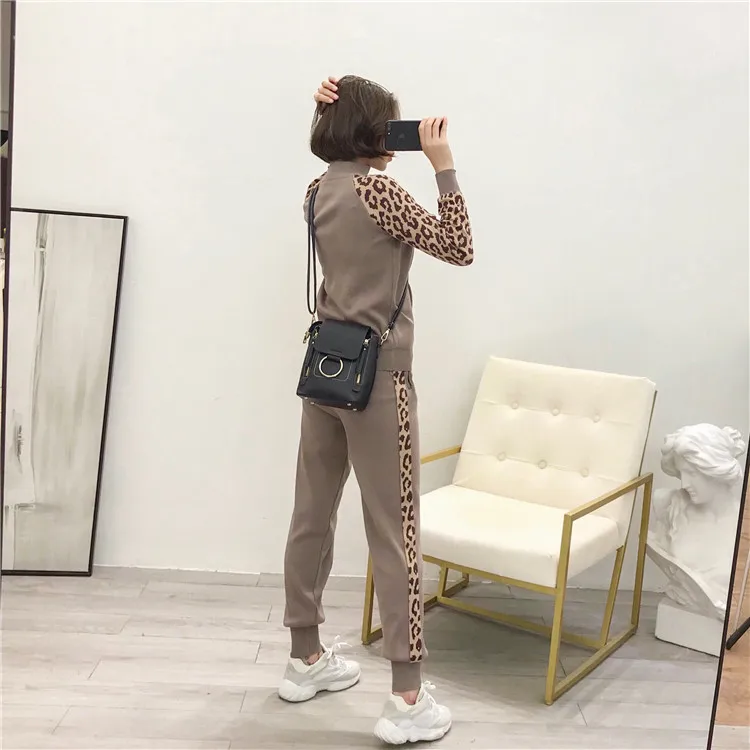 Женский трикотажный кардиган ALPHALMODA с рукавом и леопардовым принтом на молнии +