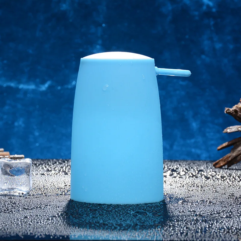 Creative and intelligent shake a glass of water cup you can customize the logo |
