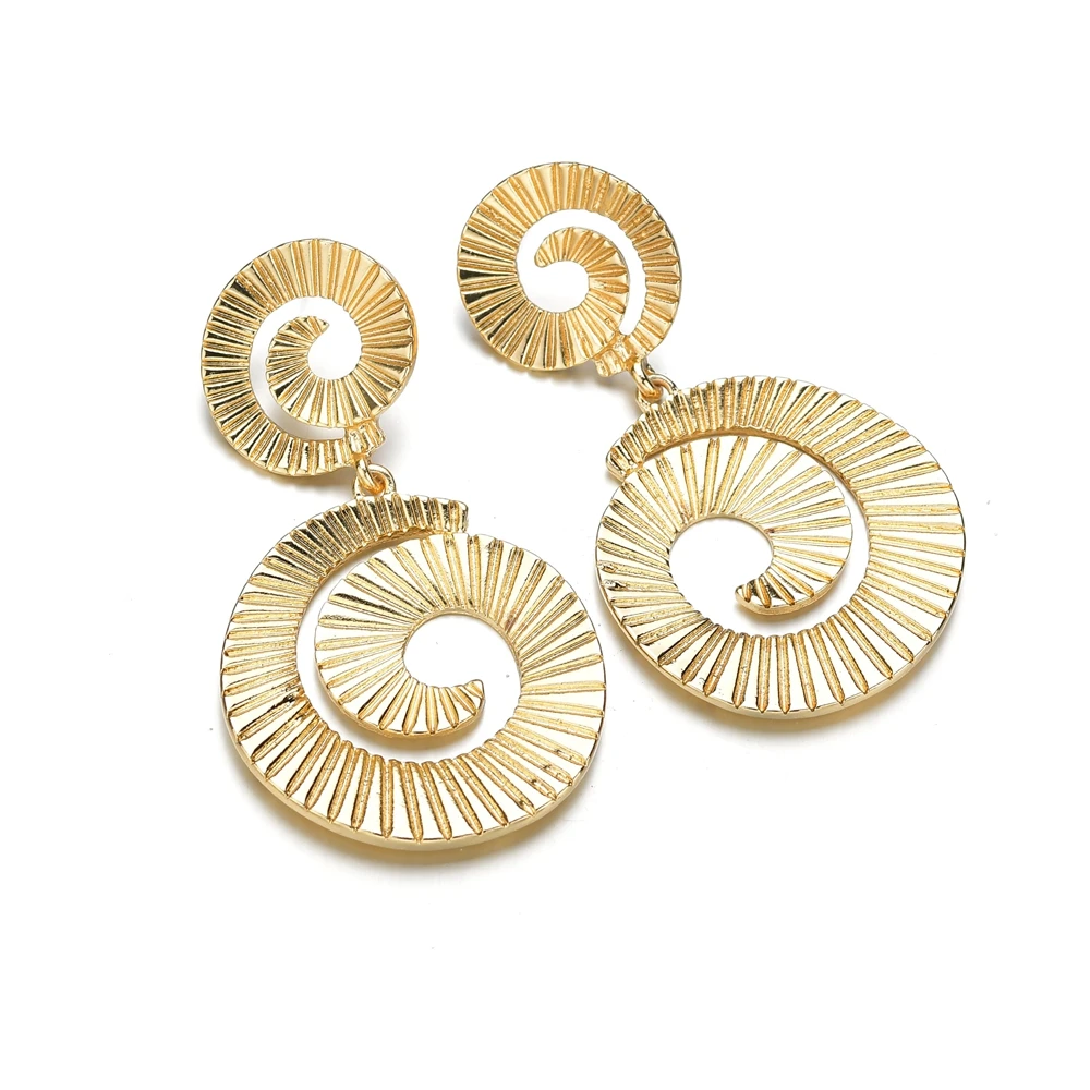 Круг цвет золотой большого размера в виде капель с кристаллами форме для женщин