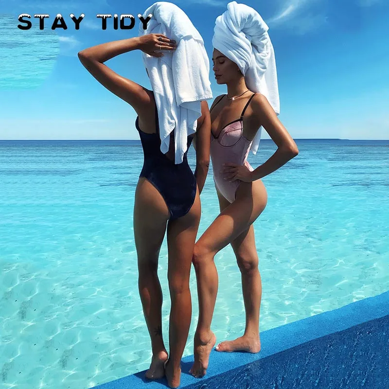 Оставаться аккуратным Sexy Глубокий V Средства ухода за кожей Шеи Бархатное