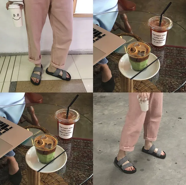 Новинка 2019 стильные женские шлепанцы в клетку с двумя ремешками на плечах