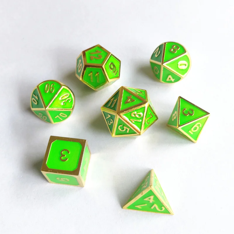 Factory exports new font dungeons &amp dragons 7 PCS /set creative RPG dice d&ampd metal die fluorescent green | Спорт и развлечения