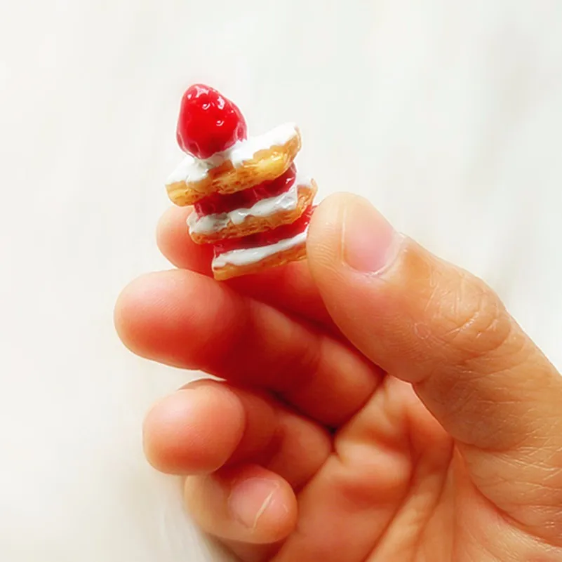 Tanduzi оптовая продажа 100 шт полимерный Клубничный пирог 3 слоя клубника Mille-feuille