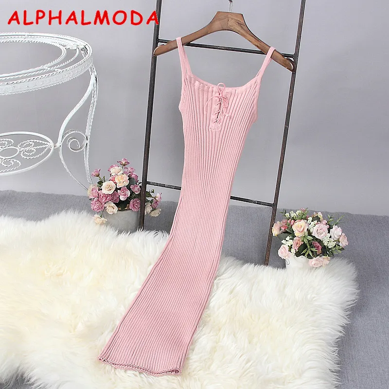 Женское трикотажное платье туника ALPHALMODA однотонное облегающее без рукавов на