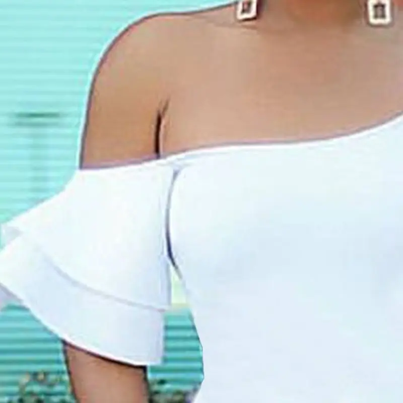 Женское вечернее платье средней длины в африканском стиле белое плиссированное